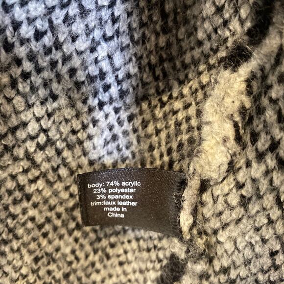 Lane Bryant Chunky Warm Animal Print Open Cardigan Black Gray Sz 22/24 - Picture 5 of 10